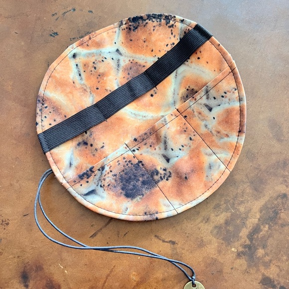 NWOT funny pita bread makeup / pencil case - Picture 5 of 6